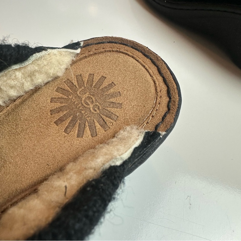 UGG Australia Gael 1934 Black Suede Shearling Wedge Mule Clogs Y2K Size 8 - Picture 5 of 9